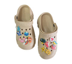 Sandalia plataforma tipo crocs