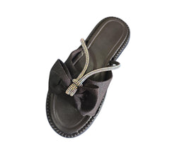 Sandalia negra diseño moderno con piedras B-832